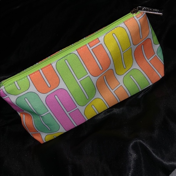 Clinique bundle - Picture 7 of 7